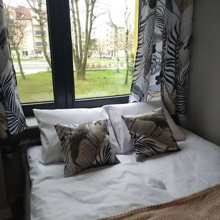 Lägenhet Przytulne Mieszkanko *